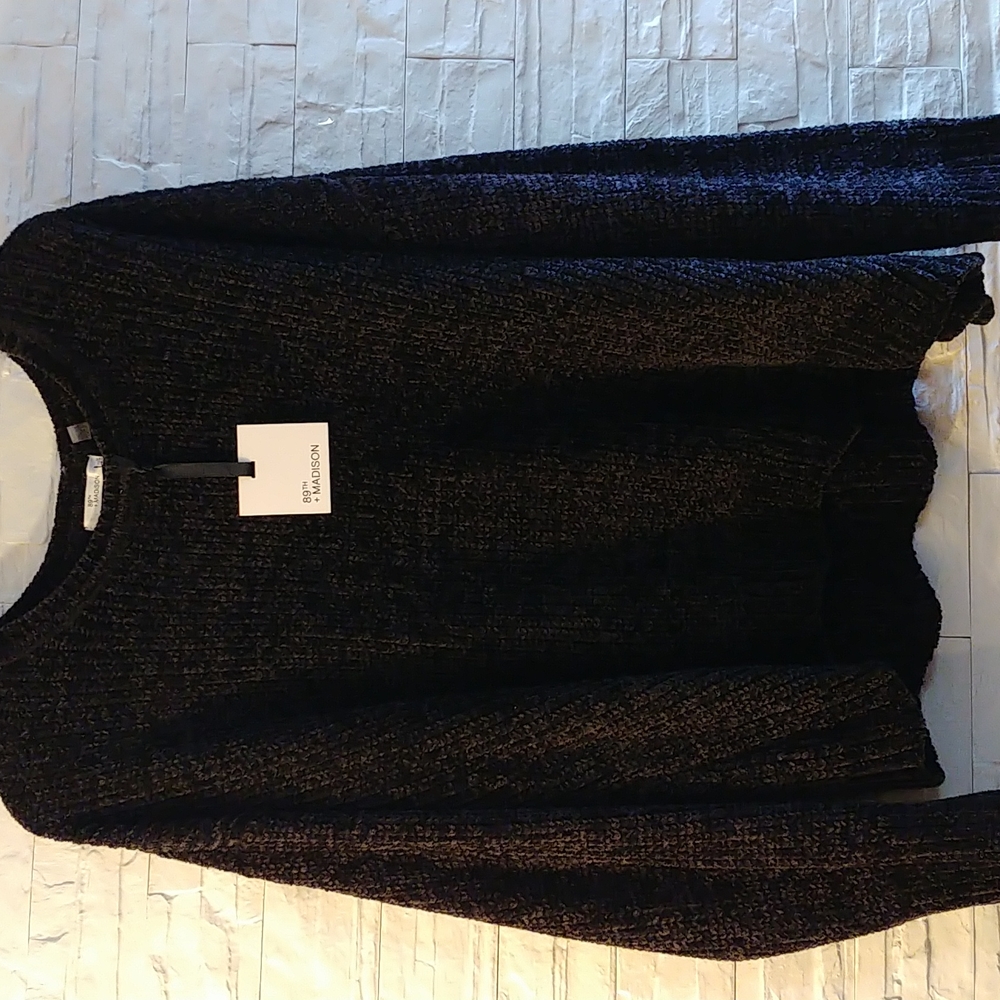 89th & Madison Black Heathered Chenille Sweater – 1X - Picture 3 of 8
